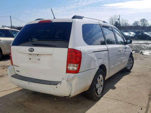 KNDMG4C38A6334270 - 2010 KIA SEDONA LX WHITE photo 4