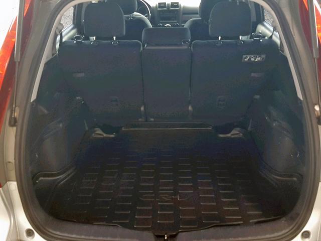 5J6RE3H30AL002351 - 2010 HONDA CR-V LX SILVER photo 9