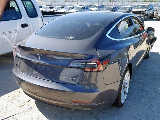 5YJ3E1EB7JF132352 - 2018 TESLA MODEL 3 გრაფიტი ფოტო 4