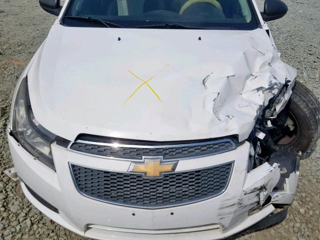 1G1PC5SH9B7104561 - 2011 CHEVROLET CRUZE LS WHITE photo 7