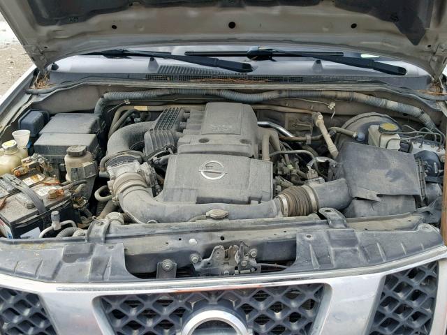 1N6AD07U88C401904 - 2008 NISSAN FRONTIER C SILVER photo 7