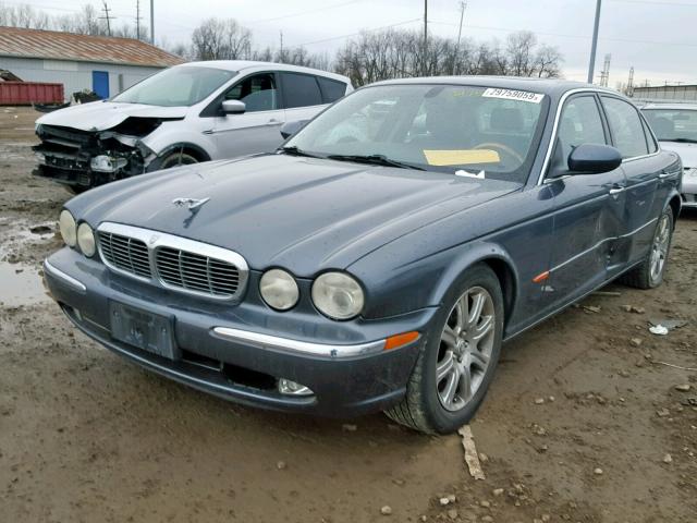 SAJWA79C55SG36894 - 2005 JAGUAR XJ8 L GRAY photo 2