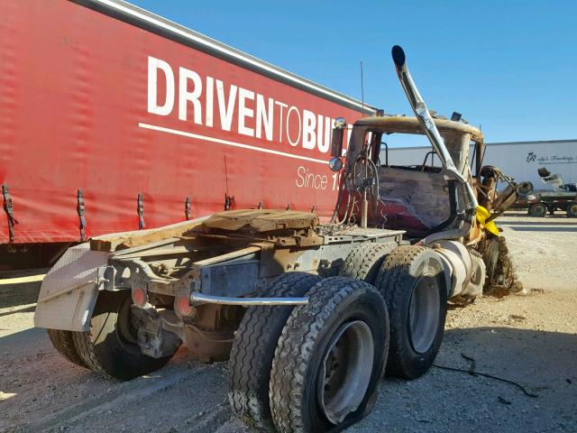 1M2N188Y3FA009706 - 1985 MACK 600 R600 RED photo 4