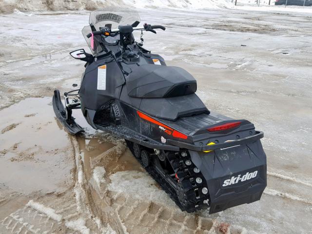 2BPSUEGB1GV000257 - 2016 SKI DOO MXZ BLACK photo 3