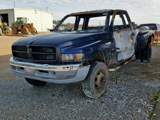 1B7MF33621J287676 - 2001 DODGE RAM 3500 BLUE photo 2