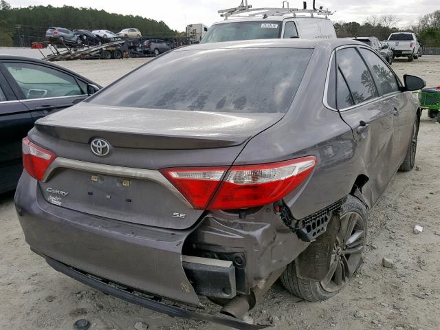 4T1BF1FK0HU320585 - 2017 TOYOTA CAMRY LE GRAY photo 4