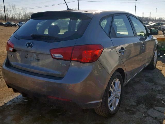 KNAFU5A25B5401445 - 2011 KIA FORTE EX GRAY photo 4