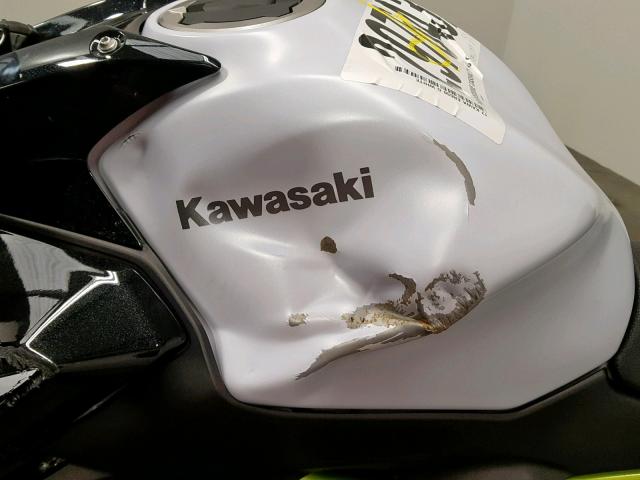 JKAEREG14HDA00835 - 2017 KAWASAKI ER650 G WHITE photo 15