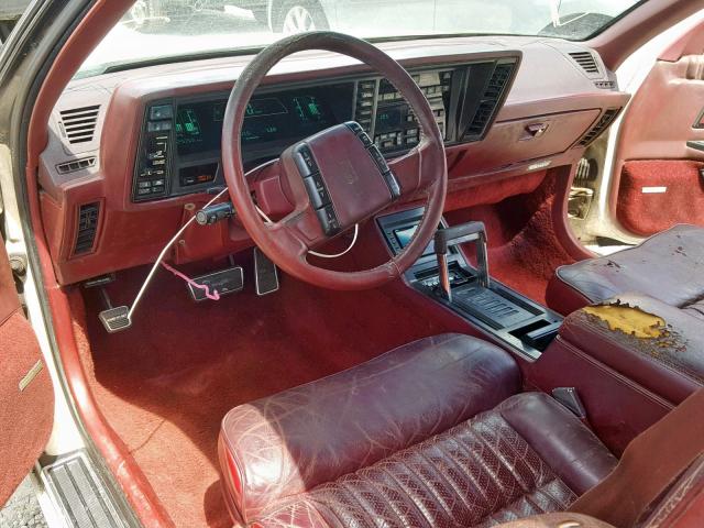 1G3EV11C3KU301878 - 1989 OLDSMOBILE TORONADO T WHITE photo 9