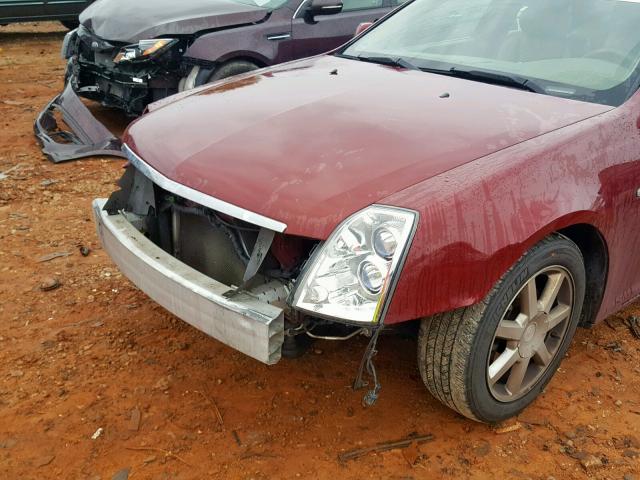 1G6DW677750132298 - 2005 CADILLAC STS RED photo 9
