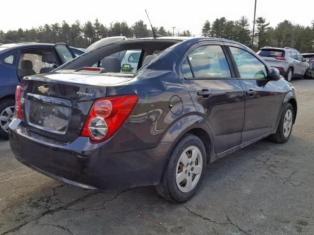 1G1JA5SH6D4218565 - 2013 CHEVROLET SONIC LS 棕色 照片 4