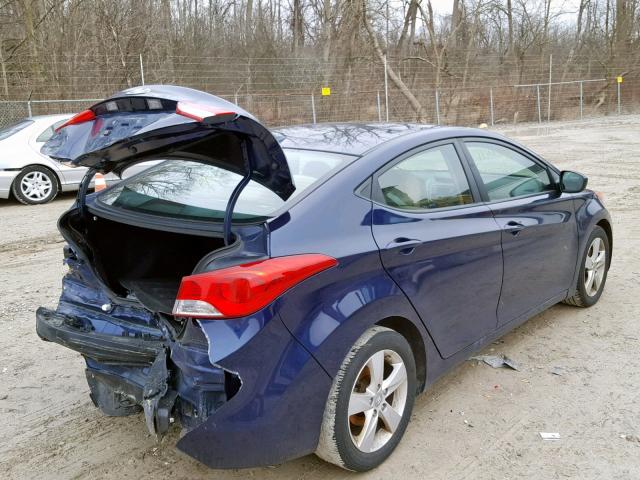 5NPDH4AE0DH410401 - 2013 HYUNDAI ELANTRA GL BLUE photo 4