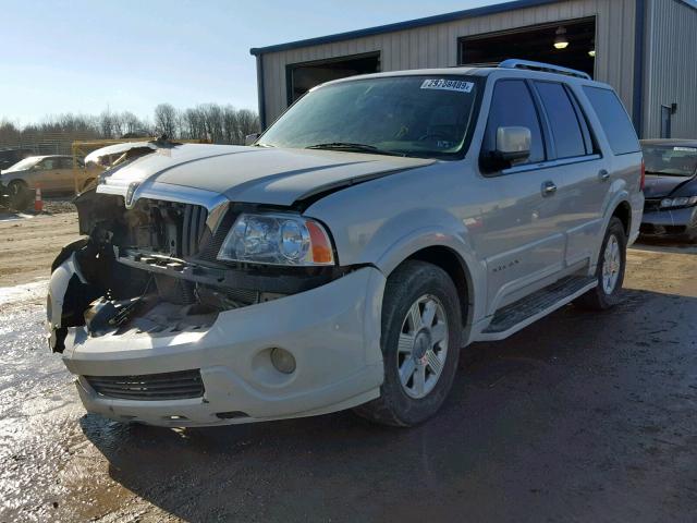 5LMFU28R54LJ38093 - 2004 LINCOLN NAVIGATOR Ağ foto 2