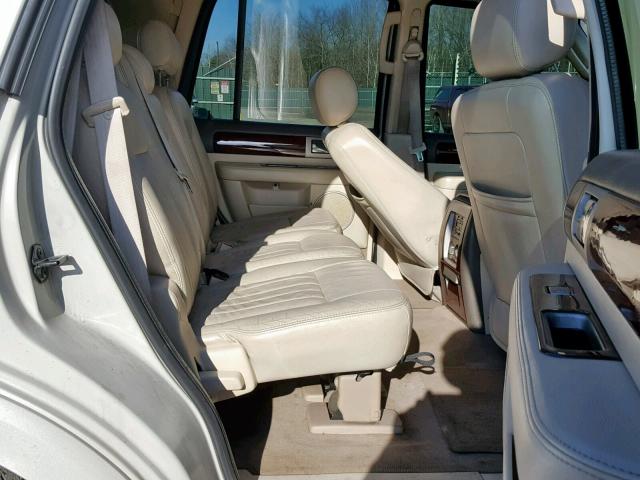 5LMFU28R54LJ38093 - 2004 LINCOLN NAVIGATOR Ağ foto 6