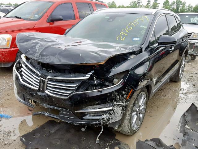 5LMCJ3C90HUL14878 - 2017 LINCOLN MKC RESERV BLACK photo 2