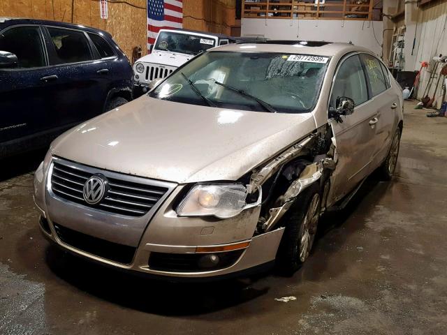 WVWFU73C66P136307 - 2006 VOLKSWAGEN PASSAT 3.6 BEIGE photo 2