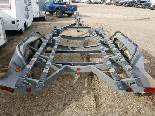 4A1DT232XRW00623 - 2005 BOAT TRAILER GRAY photo 5