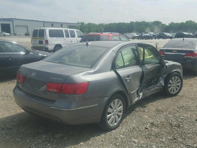 5NPEU4AC6AH617532 - 2010 HYUNDAI SONATA SE/ GRAY photo 4