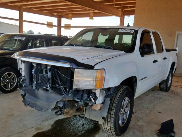 3GTEK13M97G541512 - 2007 GMC NEW SIERRA WHITE photo 2