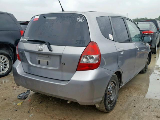 JHMGD38457S043404 - 2007 HONDA FIT SILVER photo 4