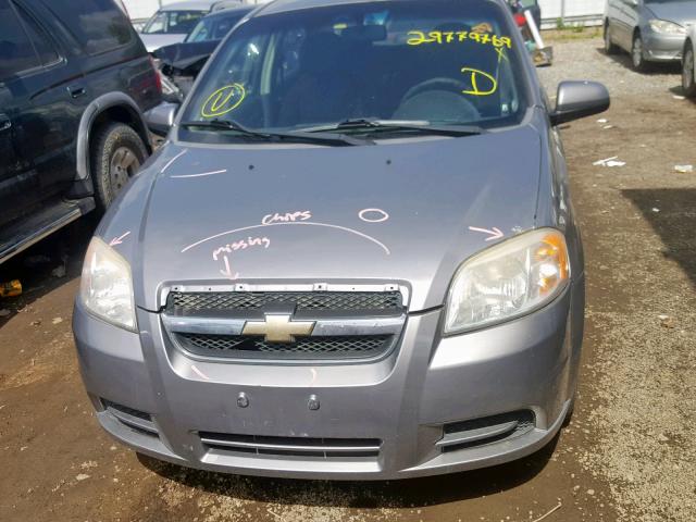 KL1TD5DE6AB125893 - 2010 CHEVROLET AVEO LS GRAY photo 9