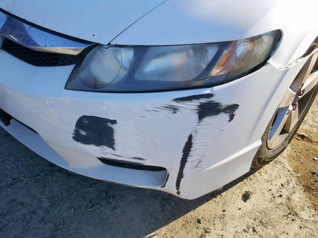 2HGFA1F68BH546604 - 2011 HONDA CIVIC LX-S 白色 照片 9