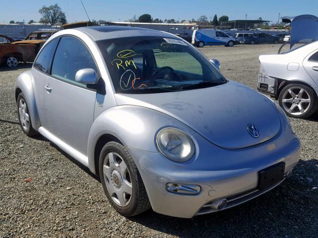 3VWDD21C7YM411797 - 2000 VOLKSWAGEN NEW BEETLE Silber Foto 1