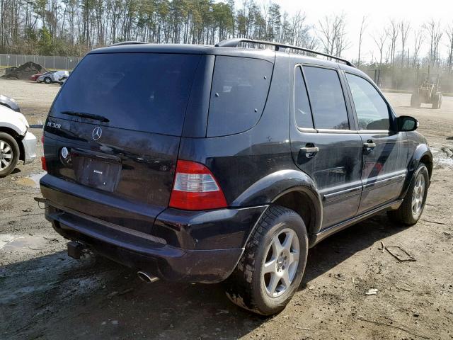 4JGAB54E02A329064 - 2002 MERCEDES-BENZ ML 320 BLACK photo 4