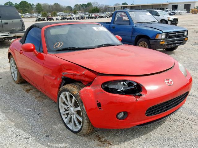 JM1NC25F460101993 - 2006 MAZDA MX-5 MIATA RED photo 1