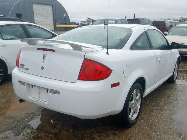 1G2AS18H897216346 - 2009 PONTIAC G5 WHITE photo 4