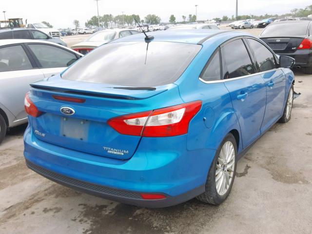 1FADP3J21EL458219 - 2014 FORD FOCUS TITA BLUE photo 4