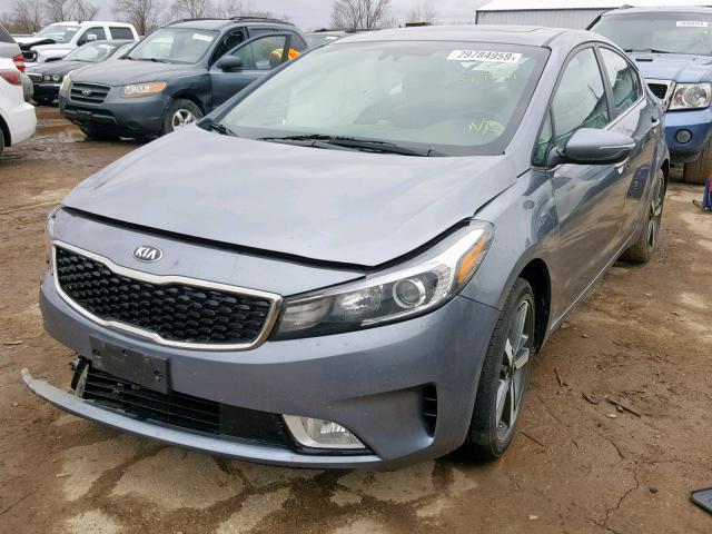 3KPFN4A85HE051097 - 2017 KIA FORTE EX GRAY photo 2