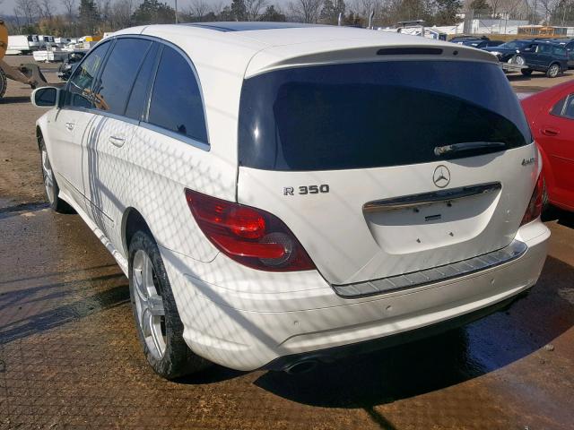 4JGCB6FE2AA110908 - 2010 MERCEDES-BENZ R 350 4MAT SILVER photo 3