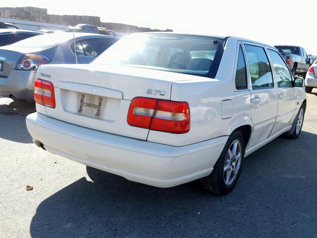 YV1LS55A8X1601807 - 1999 VOLVO S70 WHITE photo 4