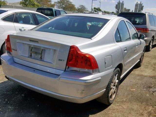 YV1RS592862500725 - 2006 VOLVO S60 2.5T SILVER photo 4