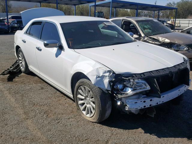 2C3CCAAG1EH382357 - 2014 CHRYSLER 300 WHITE photo 1