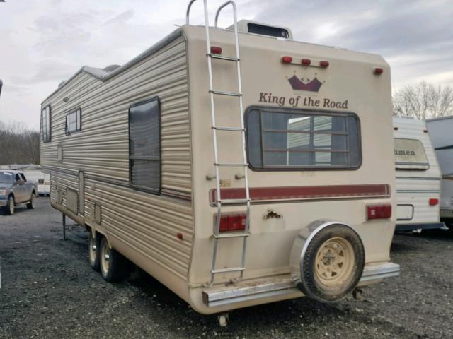 1DR1F3621KB003796 - 1989 KING 5TH WHEEL WHITE photo 4