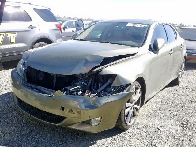 JTHBK262365002147 - 2006 LEXUS IS 250 GREEN photo 2