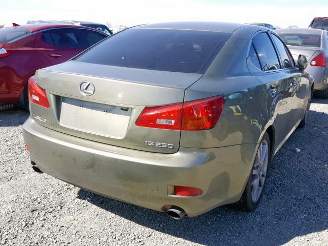 JTHBK262365002147 - 2006 LEXUS IS 250 GREEN photo 4