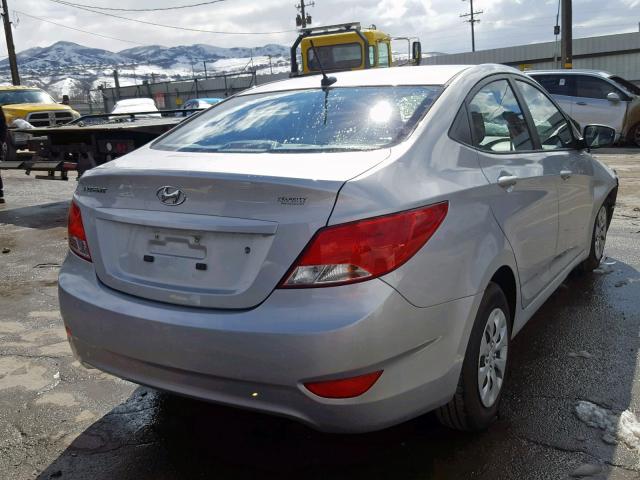 KMHCT4AE6GU983111 - 2016 HYUNDAI ACCENT SE SILVER photo 4