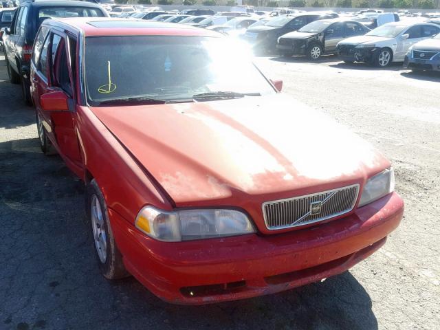 YV1LW5672W2503825 - 1998 VOLVO V70 GLT RED photo 1