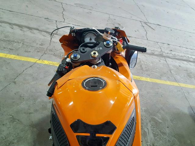 JS1GR7KA562109189 - 2006 SUZUKI GSX-R750 K ORANGE photo 5