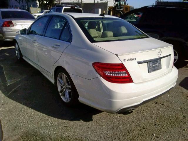 WDDGF4HB8CR236587 - 2012 MERCEDES-BENZ C 250 WHITE photo 3