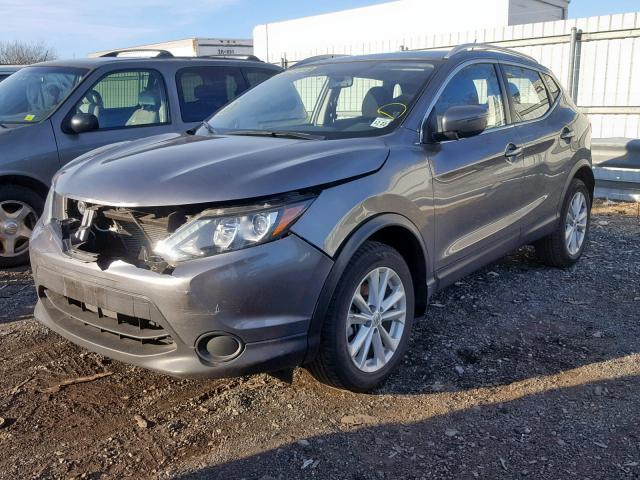 JN1BJ1CRXHW137769 - 2017 NISSAN ROGUE GRAY photo 2