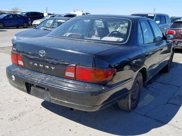 JT2BG12K7T0380430 - 1996 TOYOTA CAMRY DX BLACK photo 4