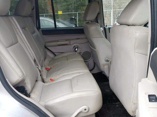 1J8HG58256C145696 - 2006 JEEP COMMANDER SILVER photo 6