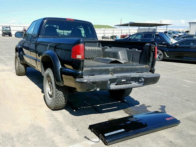 1GTCT19W818161555 - 2001 GMC SONOMA BLACK photo 3