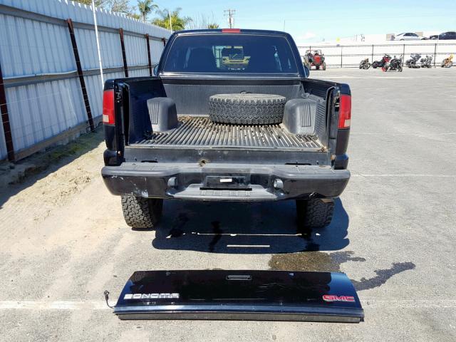 1GTCT19W818161555 - 2001 GMC SONOMA BLACK photo 9