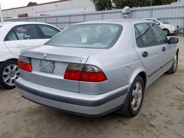 YS3EF48E2X3041372 - 1999 SAAB 9-5 SE SILVER photo 4