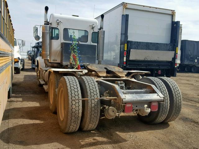 1XKDDB9X75J106176 - 2005 KENWORTH CONSTRUCTI WHITE photo 3